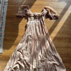 RARE Doen Sol Dress (Frappe) Size Medium